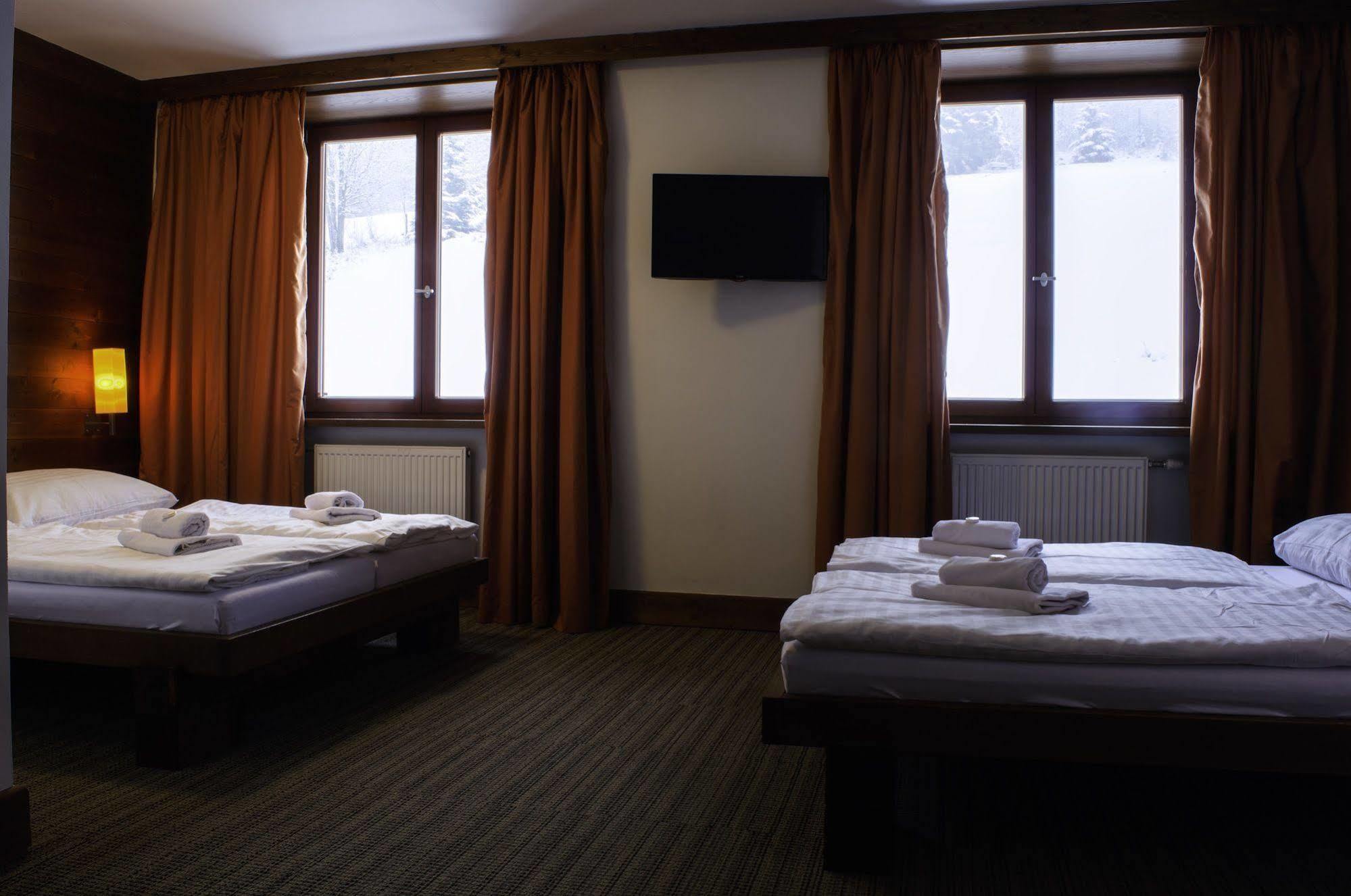 Hotel Adam Шпиндлерув-Млин Экстерьер фото